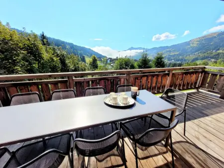 Chalet 6 chambres pour 12 pers avec cheminée et WiFi, vue montagnes - Photo 15