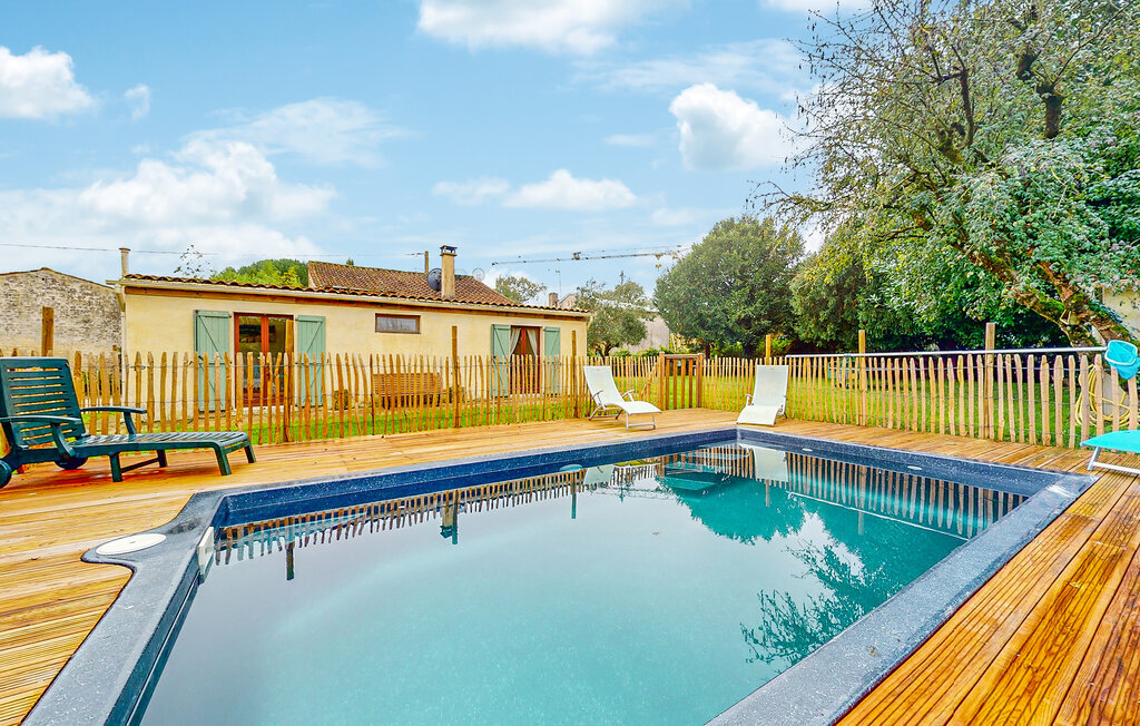 Maison charentaise avec piscine privée à Rioux - Photo 1
