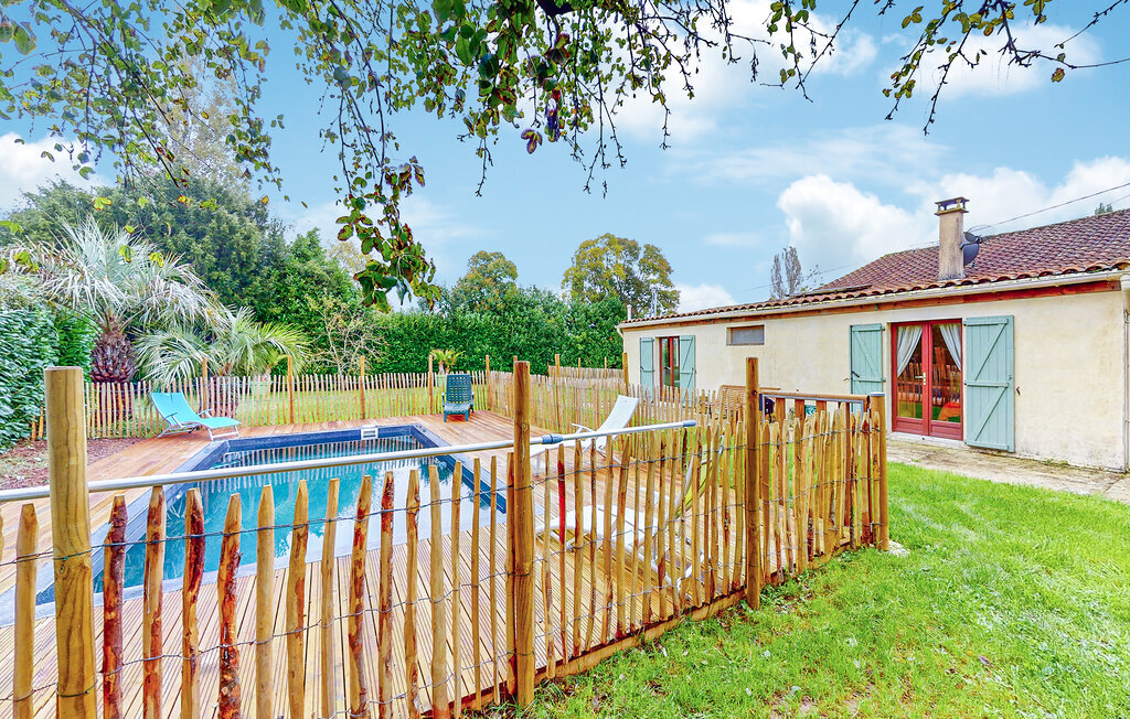 Maison charentaise avec piscine privée à Rioux - Photo 10