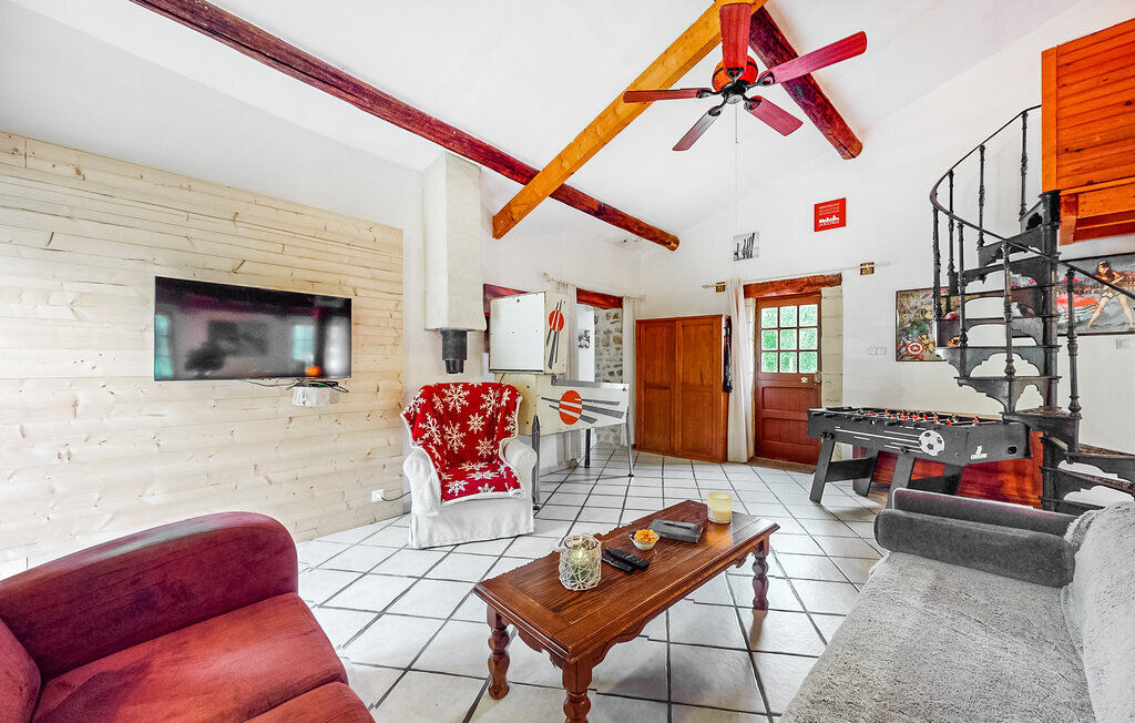 Maison charentaise avec piscine privée à Rioux - Photo 18