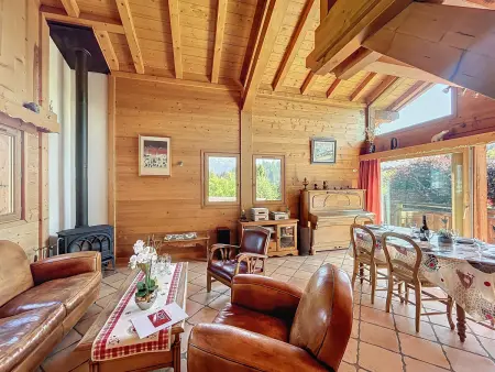 Chalet individuel avec garage, terrasse, buanderie et cuisine équipée - Photo 5