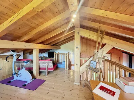 Chalet individuel avec garage, terrasse, buanderie et cuisine équipée - Photo 9