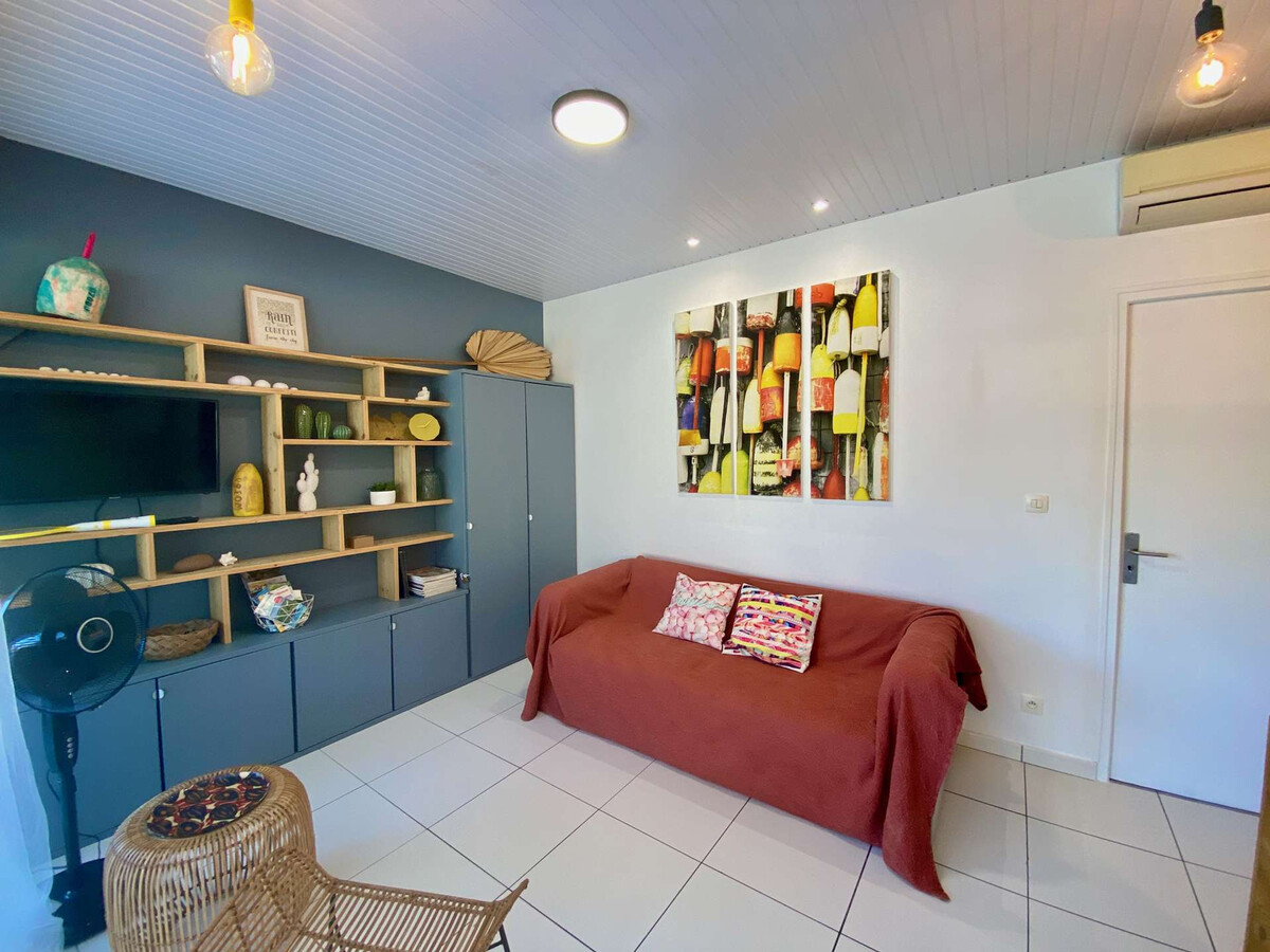 T3 La Maison Bleue avec terrasse couverte à Sainte-Anne - Photo 2