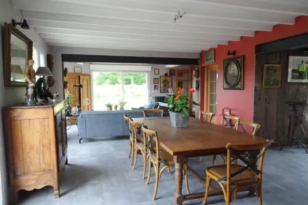 Maison de campagne rénovée avec terrain 4000m² à Canville : photo 4