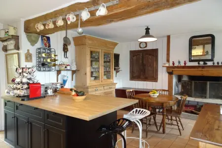 Maison de campagne rénovée avec terrain 4000m² à Canville : photo 9