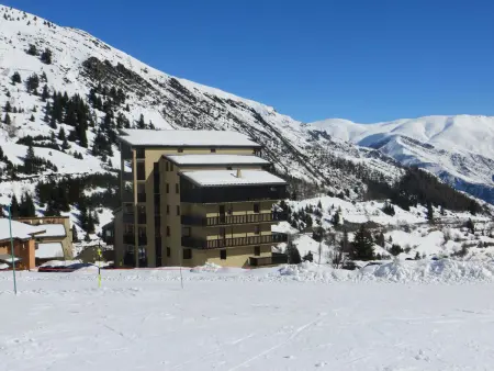 Appartement rénové 2 pièces au pied des pistes à Auris : photo 10