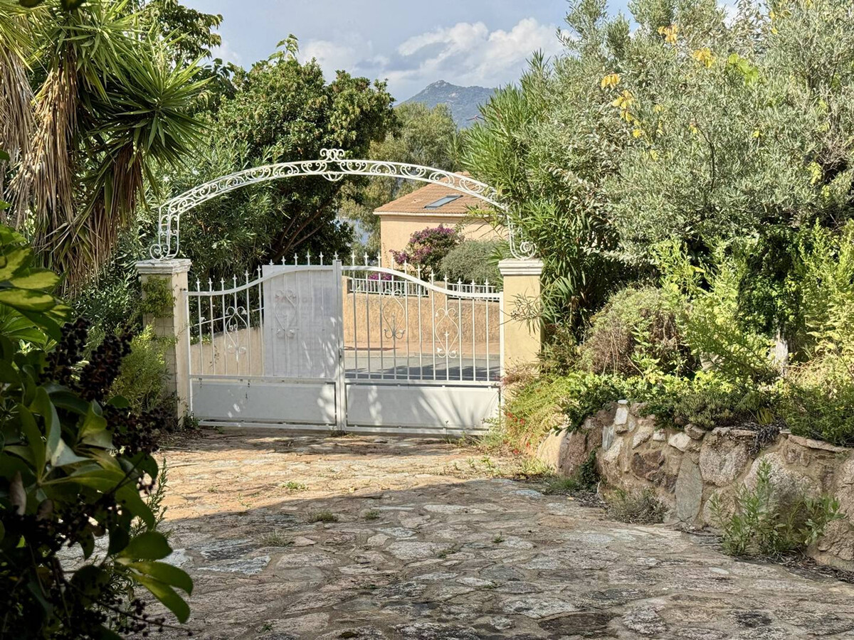 Villa 8 pers. à Propriano, vue mer et jardin arboré - Photo 28