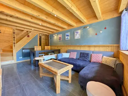 Location appartement à Les Menuires, Duplex en bois aux Ménuires, 3 chambres, parking, 6 pers