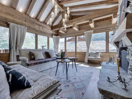 Chalet 6 chambres skis aux pieds, piscine et sauna : photo 2