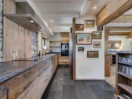 Chalet 6 chambres skis aux pieds, piscine et sauna : photo 4