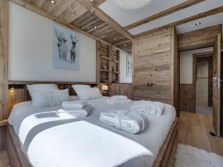 Chalet 6 chambres skis aux pieds, piscine et sauna : photo 11