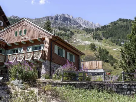 Chalet 6 chambres skis aux pieds, piscine et sauna : photo 17