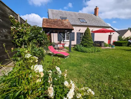 Location gite à Brives, Havre de paix en Berry avec jardin et cheminée