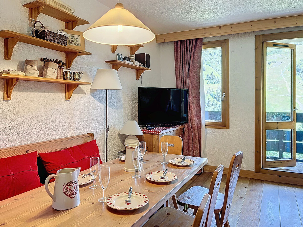Appartement 3 pièces ski aux pieds, balcon vue pistes - Photo 8