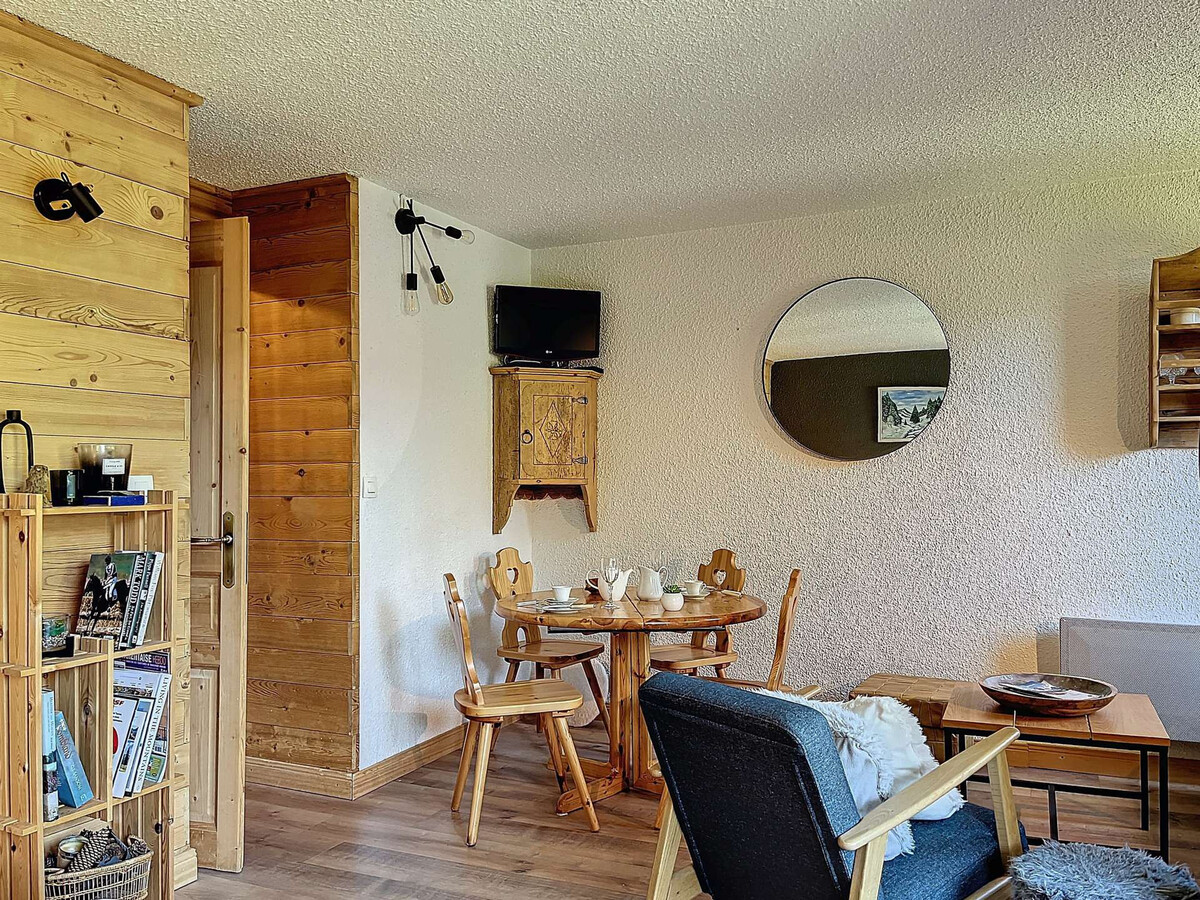 Studio 27 m² rénové face aux pistes à Méribel - Photo 2
