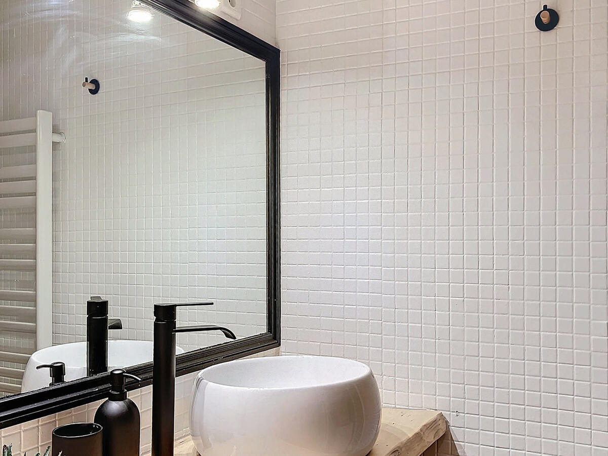 Studio 27 m² rénové face aux pistes à Méribel - Photo 10