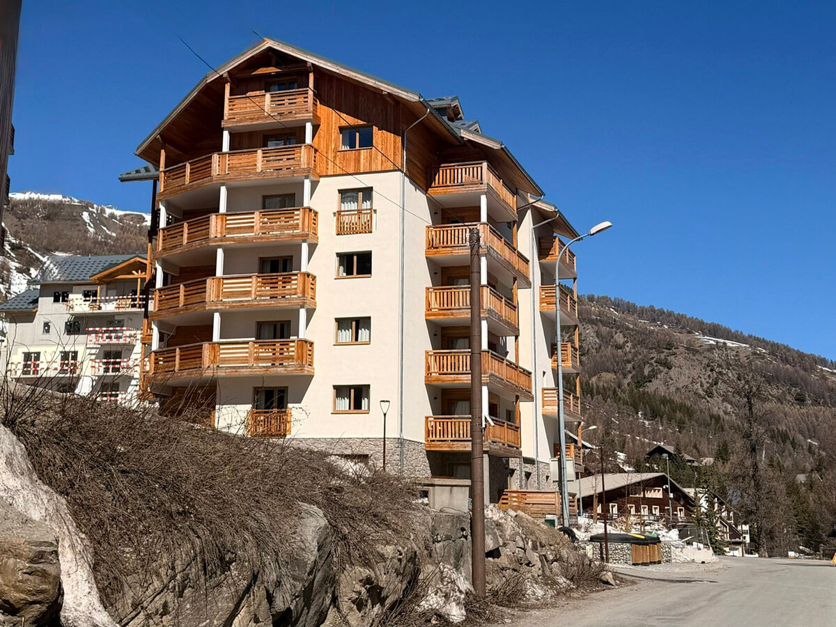 Appartement 45m² vue montagne, parking couvert à Vars - Photo 17