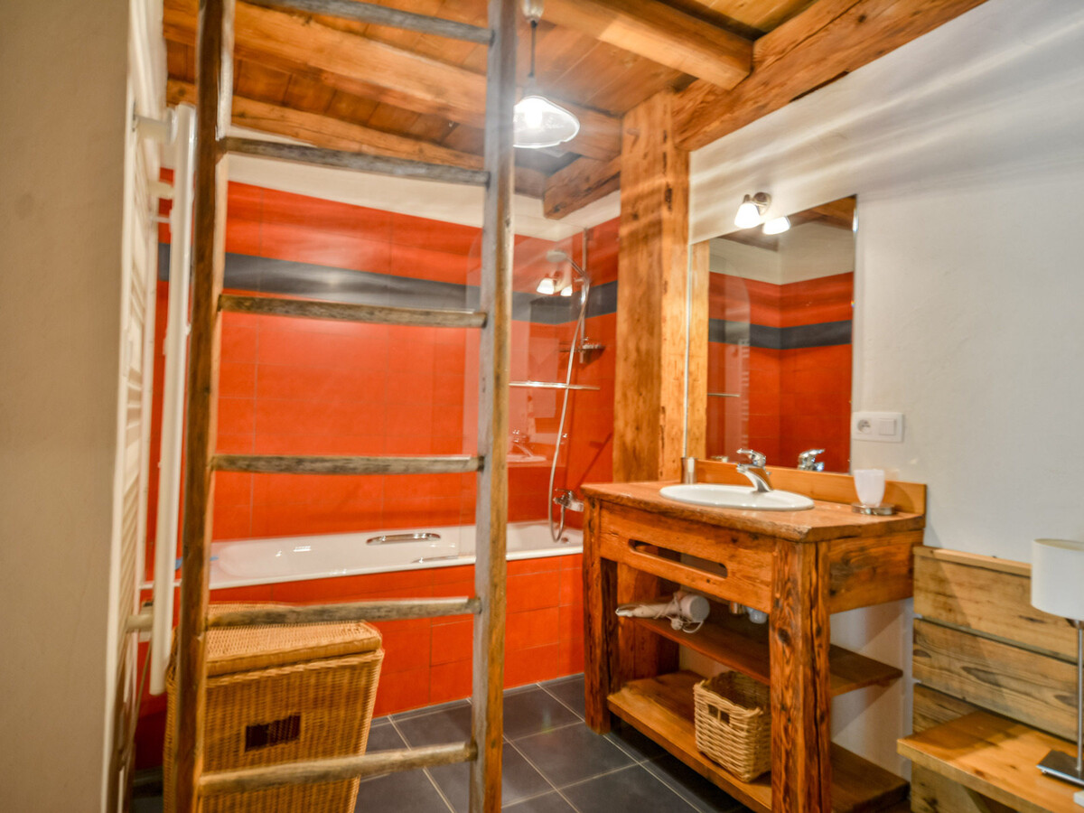 Chalet moderne 10 pers près des pistes avec parking et WIFI - Photo 6