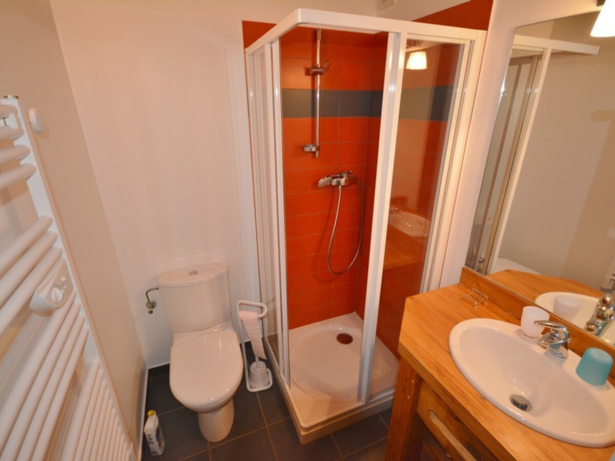 Chalet moderne 10 pers près des pistes avec parking et WIFI - Photo 11