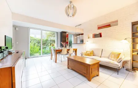 Maison de ville 4 chambres avec jardin privé à Nantes : photo 2