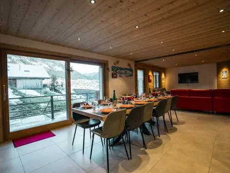 Location appartement à Châtel, Chalet spacieux 12 pers, 5 chambres, parking