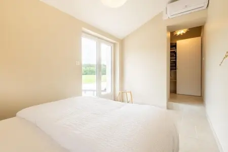 Maison de gare rénovée avec roulotte et piscine à Hautefort : photo 19