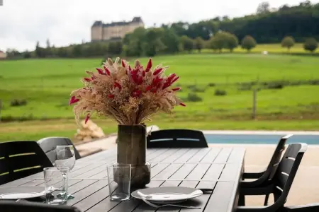 Maison de gare rénovée avec roulotte et piscine à Hautefort : photo 40