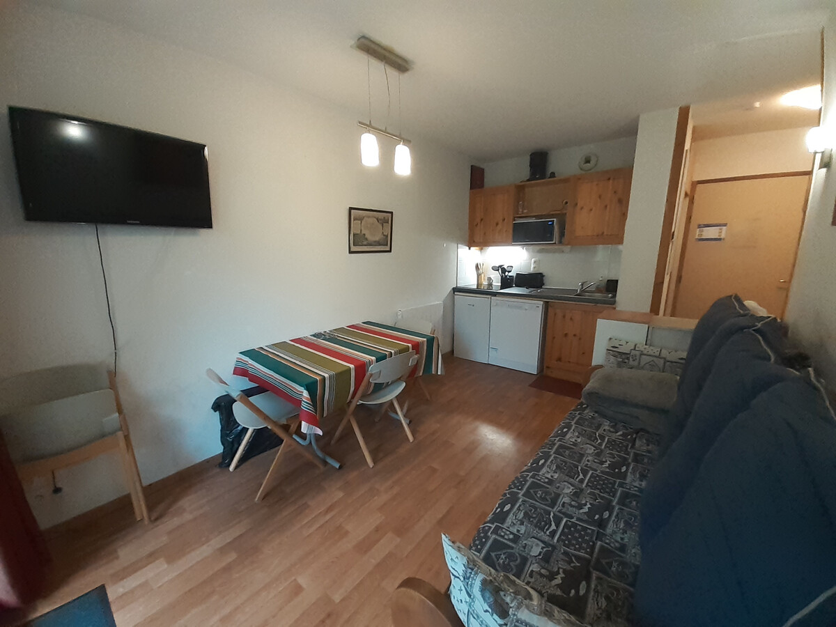 Appartement 2P, 4 personnes à Valfréjus, 180m télécabine - Photo 2