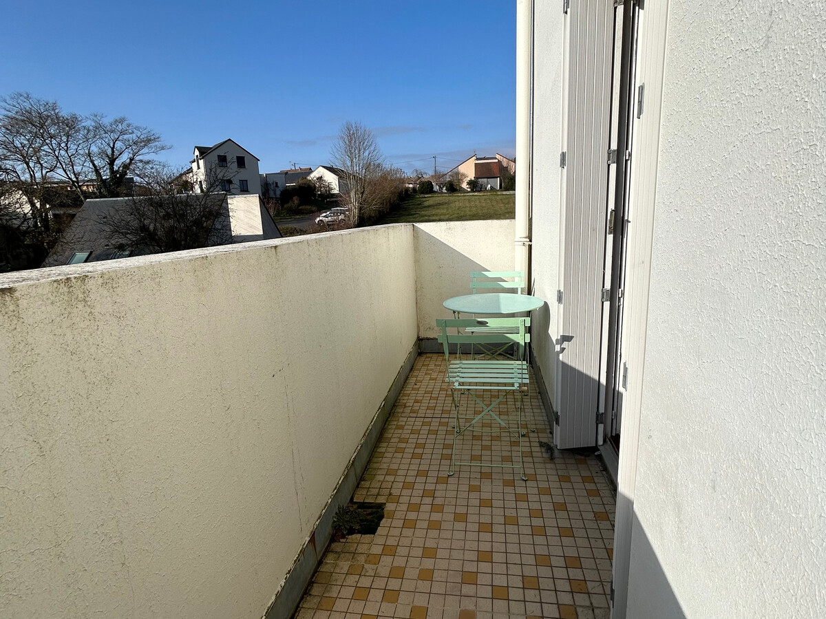 Studio avec balcon au centre-ville de La Roche-Posay - Photo 2