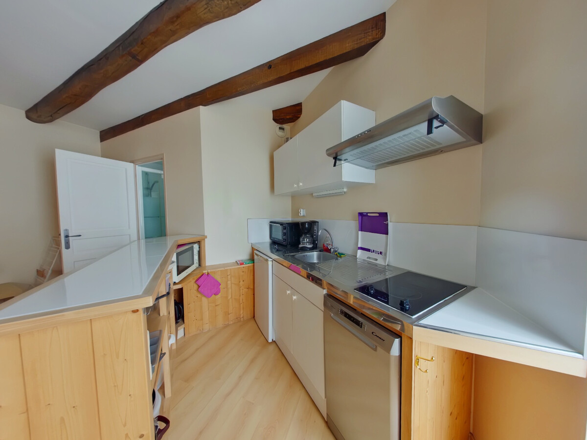 Apt 1er étage centre-ville, 900m des Thermes - Photo 2