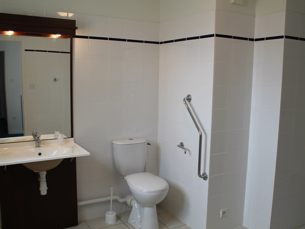 Appartement PMR avec piscine à La Roche-Posay - Photo 3