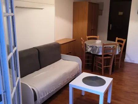 Location appartement à La Roche Posay, Appartement meublé avec balcon - Animaux admis, WiFi