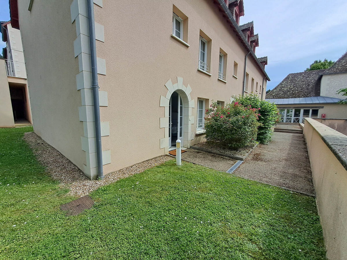 Appartement 2 chambres à 200m des Thermes, piscine chauffée - Photo 12