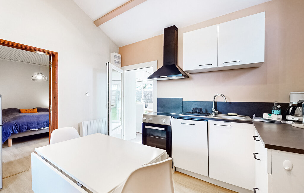 Maison 45 m² Noirmoutier-en-l'Île, jardin et terrasses - Photo 12