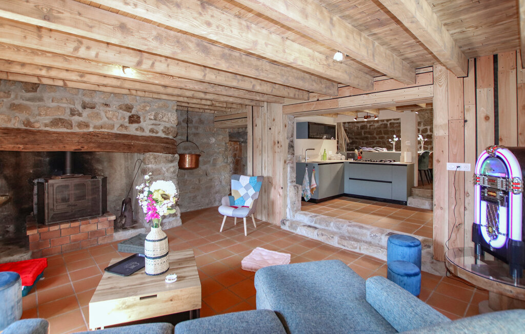 Maison pierre isolée en forêt, vue Alpes – Saint-Étienne-de-Serre - Photo 3