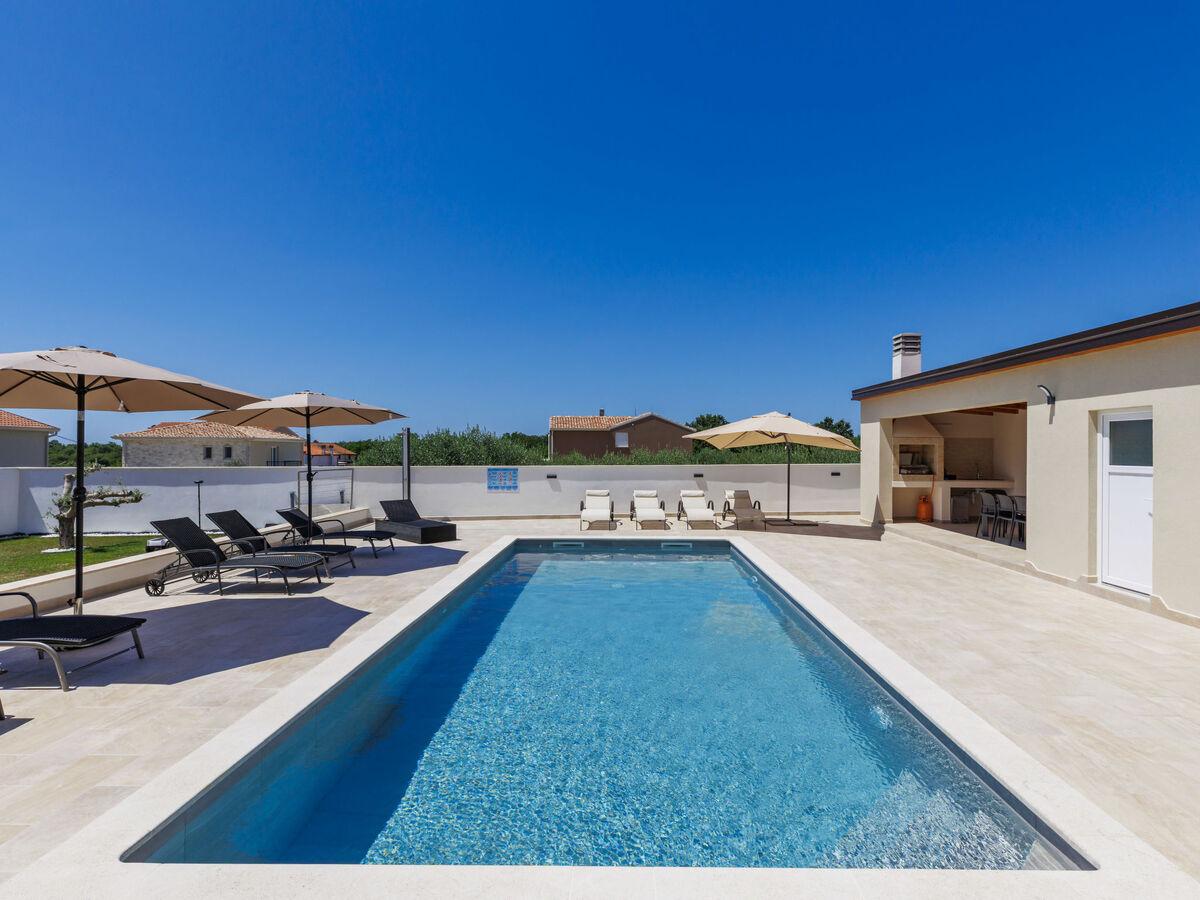 Villa Lucia à Umag : maison 5 chambres avec piscine privée - Photo 11