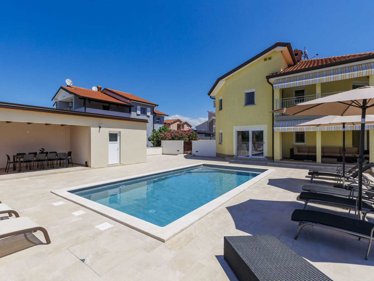 Villa Lucia à Umag : maison 5 chambres avec piscine privée - Photo 12