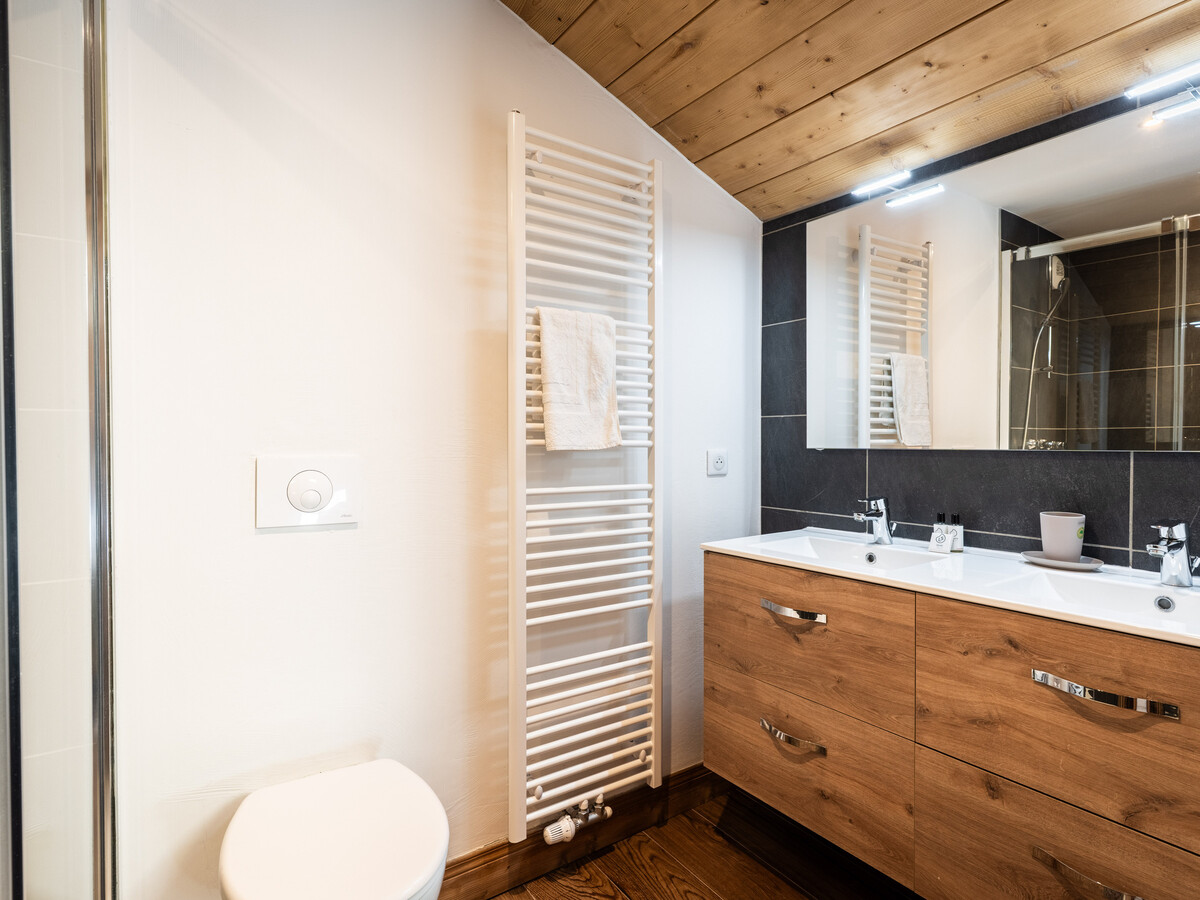 T4 neuf à Plagne Montalbert, 153m², cheminée & terrasse - Photo 9