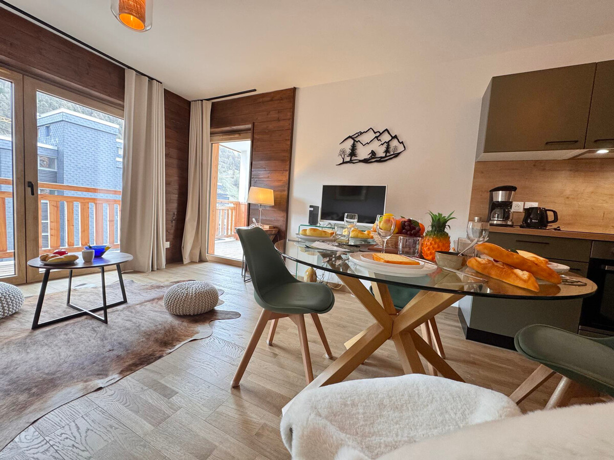Appartement neuf 4 pers. à 2 pas des pistes, parking couvert - Photo 2