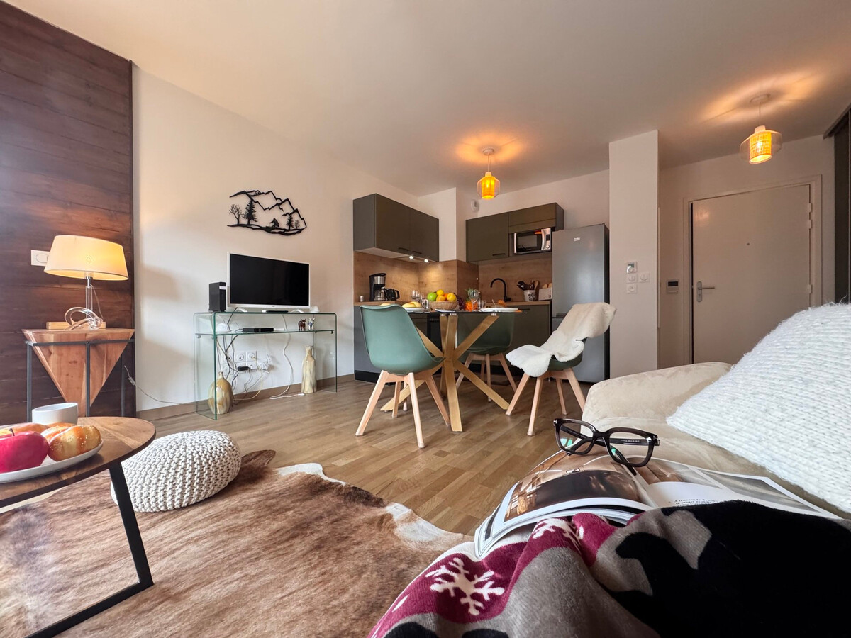 Appartement neuf 4 pers. à 2 pas des pistes, parking couvert - Photo 9