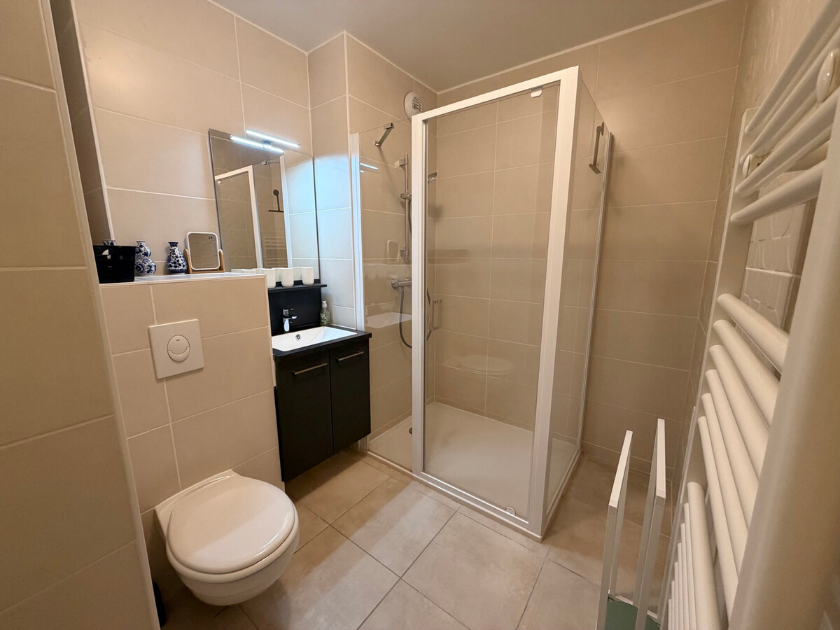 Appartement neuf 4 pers. à 2 pas des pistes, parking couvert - Photo 16