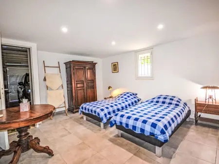 La Romaine – Maison 8 pers., piscine et jardin - Photo 16