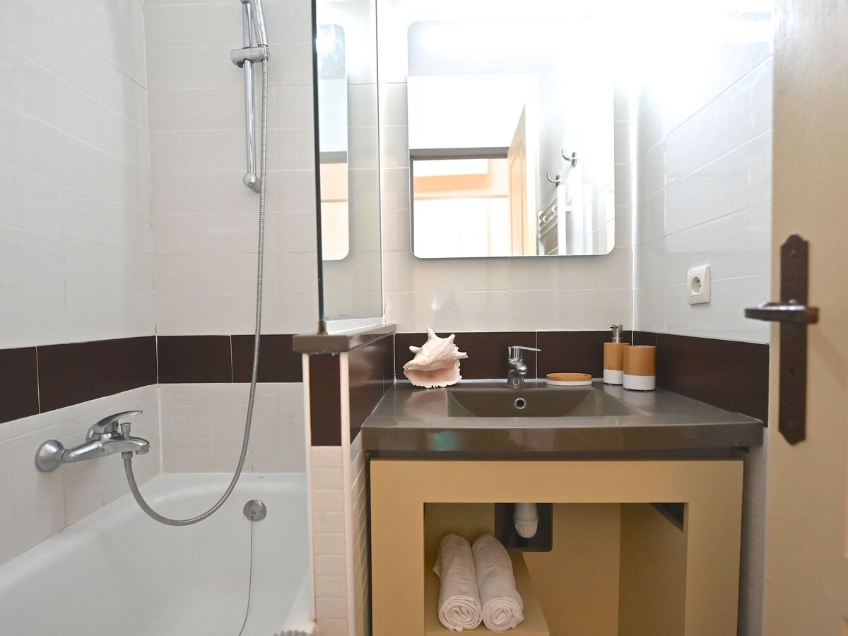 Appartement Agay – vue mer et golf, terrasse sud 8 m² - Photo 5
