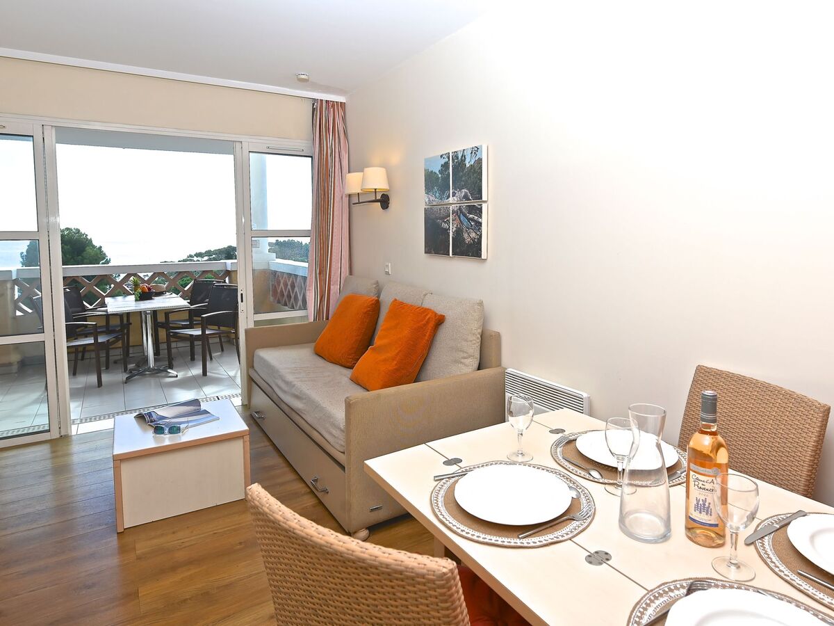 Appartement Agay – vue mer et golf, terrasse sud 8 m² - Photo 10