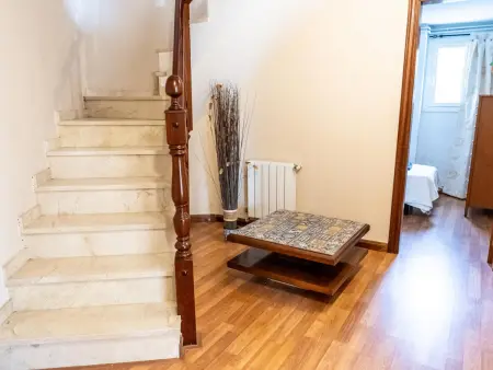 Villa 4 étages, piscine privée et garage à Cubelles : photo 25