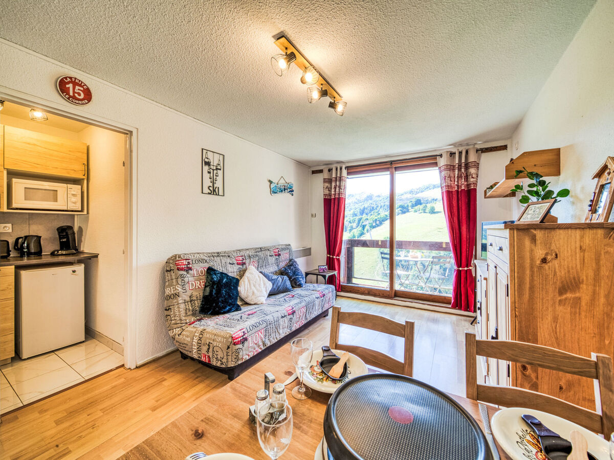 Studio 28 m² au 18e étage, vue pistes ski - Photo 2