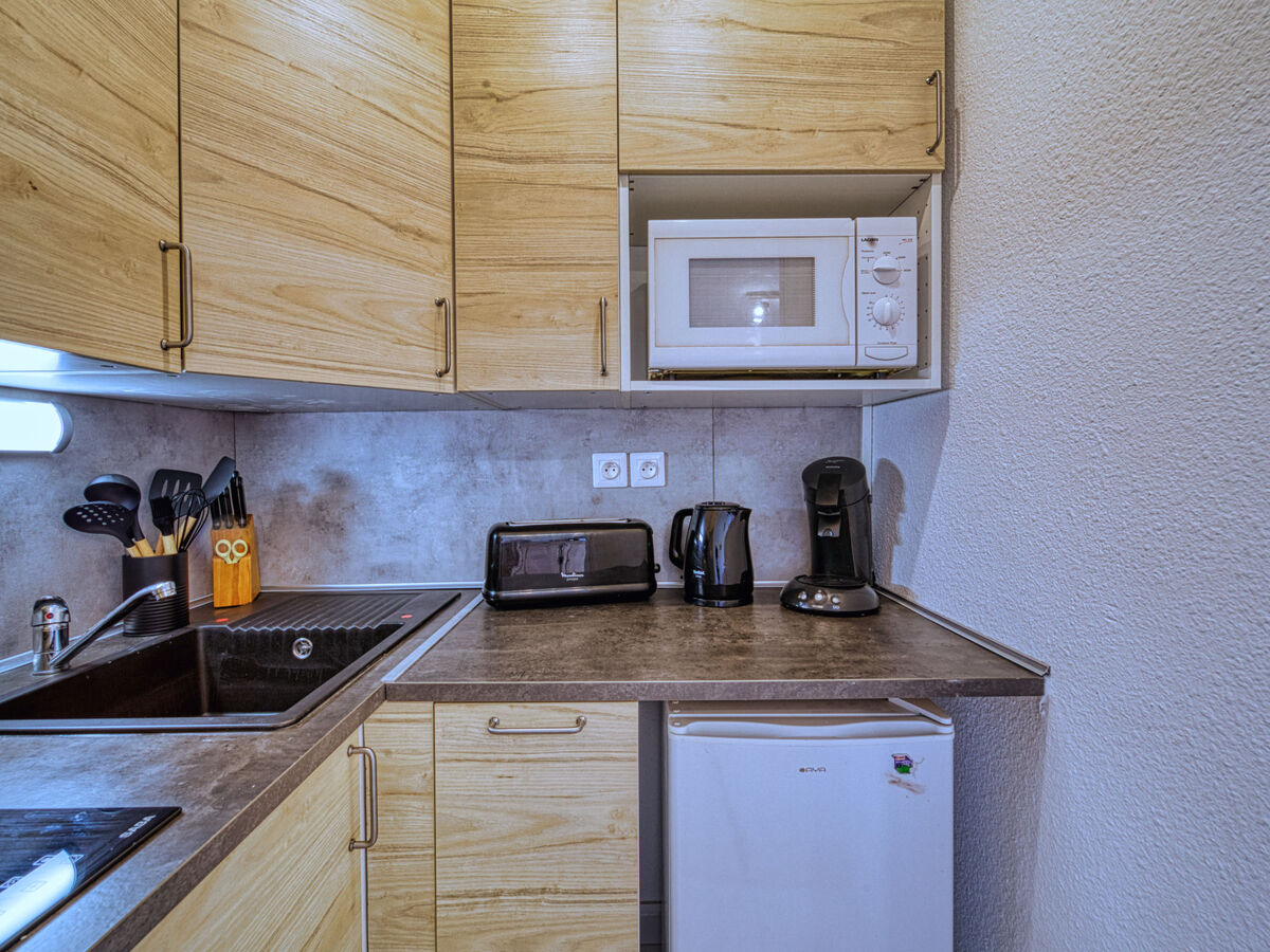 Studio 28 m² au 18e étage, vue pistes ski - Photo 4