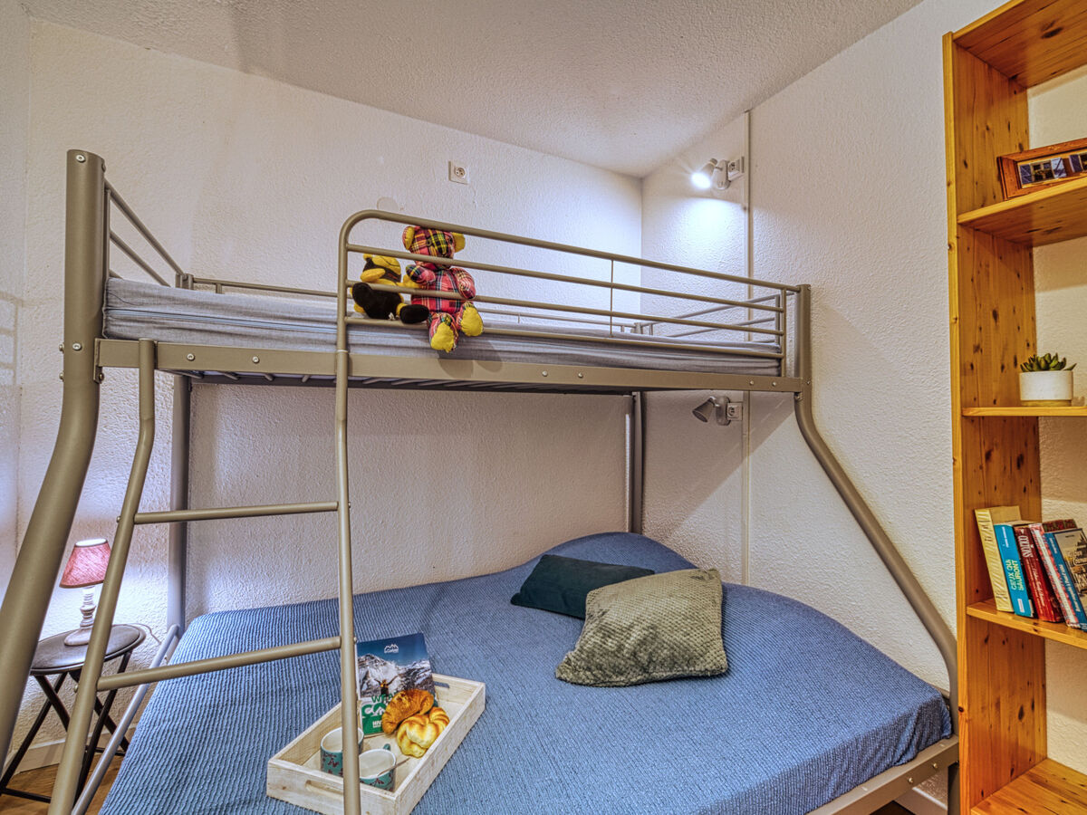 Studio 28 m² au 18e étage, vue pistes ski - Photo 13