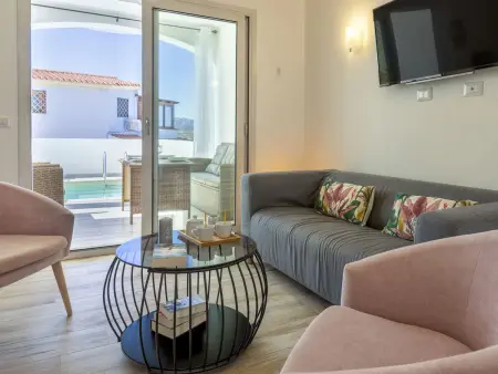 Maison Victoria à Budoni, piscine privée 3×3 m - Photo 6