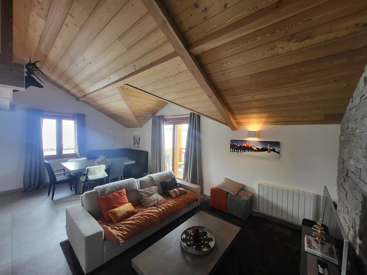 Duplex 110 m² à 60 m des pistes, garage et terrasse sud - Photo 9